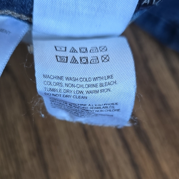 Lucky Brand Distressed Skinny Jeans - Women's Size 6/28 - Picture 7 of 10